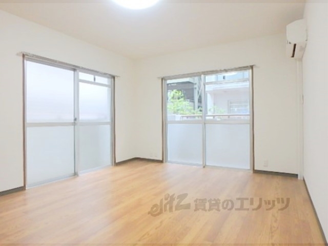 居室・リビング　洋室