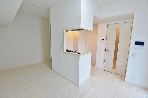 居室・リビング　★洋室9.5帖★