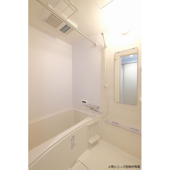 バス・シャワールーム　同シリーズ別物件写真