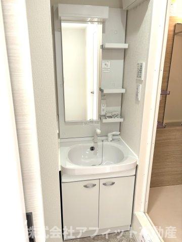 洗面設備　洗髪洗面化粧台