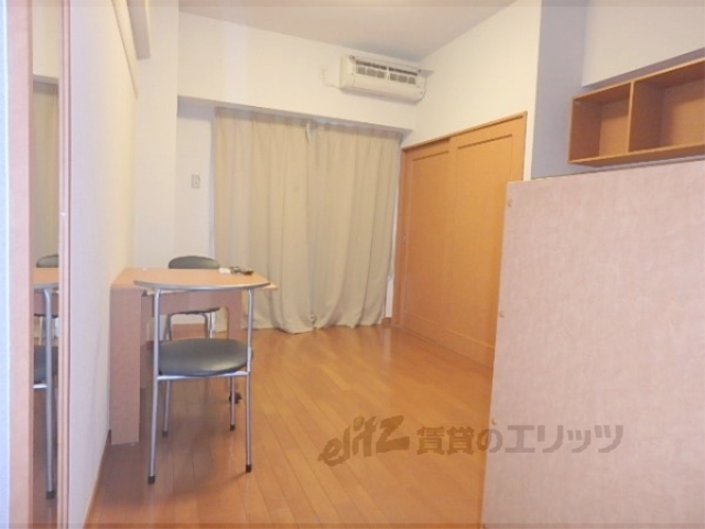 居室・リビング　洋室