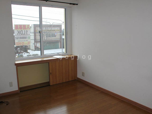 居室・リビング　居間