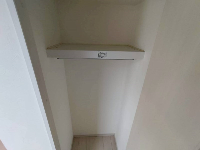 収納　奥行十分の収納スペース。