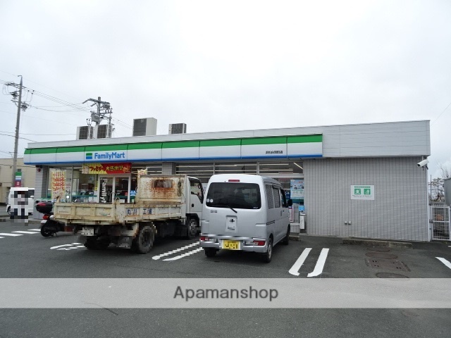 コンビニ　ファミリーマート（コンビニ）まで1206m