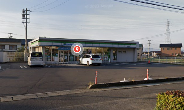 コンビニ　ファミリーマート 高松西春日店（コンビニ）まで681m