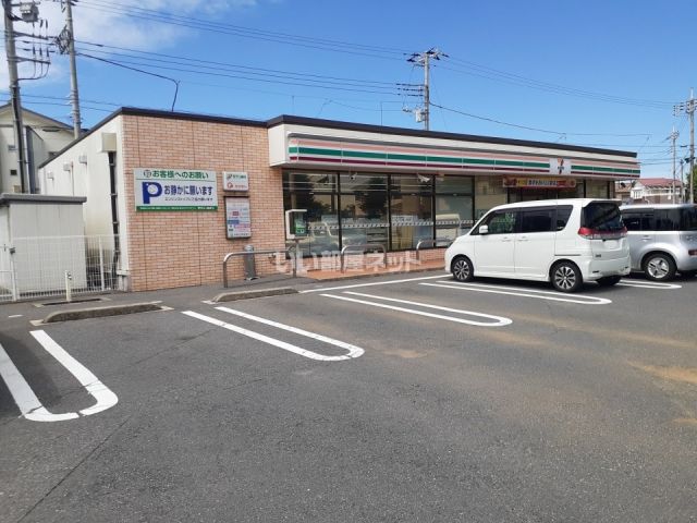 コンビニ　セブンイレブン千葉桜木８丁目店（コンビニ）まで887m