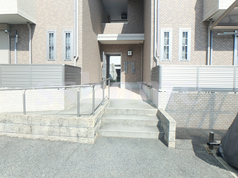 エントランス　建物入口