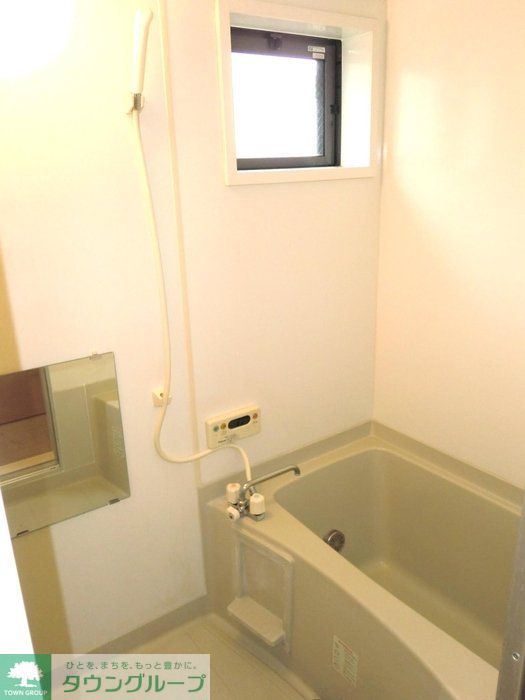 バス・シャワールーム　洗面