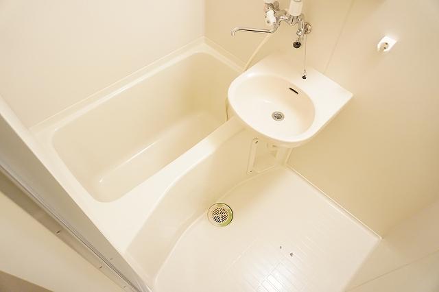 バス・シャワールーム　浴室