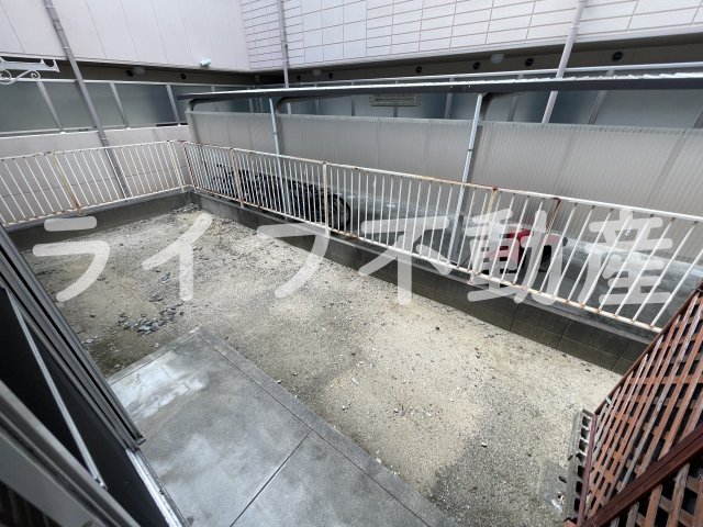 バルコニー　バルコニー付きです