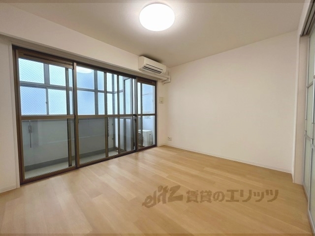 居室・リビング　居室