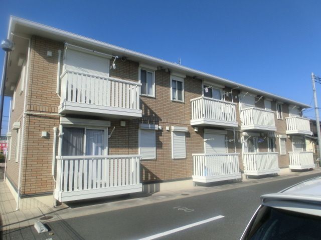 建物外観　２００８年大和ハウス施工のアパートです。