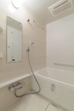 バス・シャワールーム　同タイプのお写真です