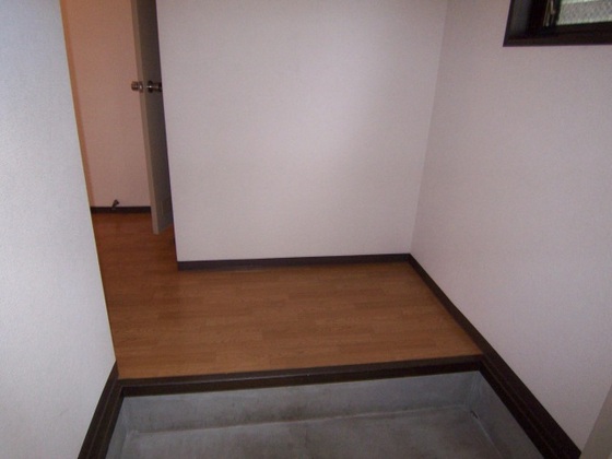 玄関　他号室のお写真です