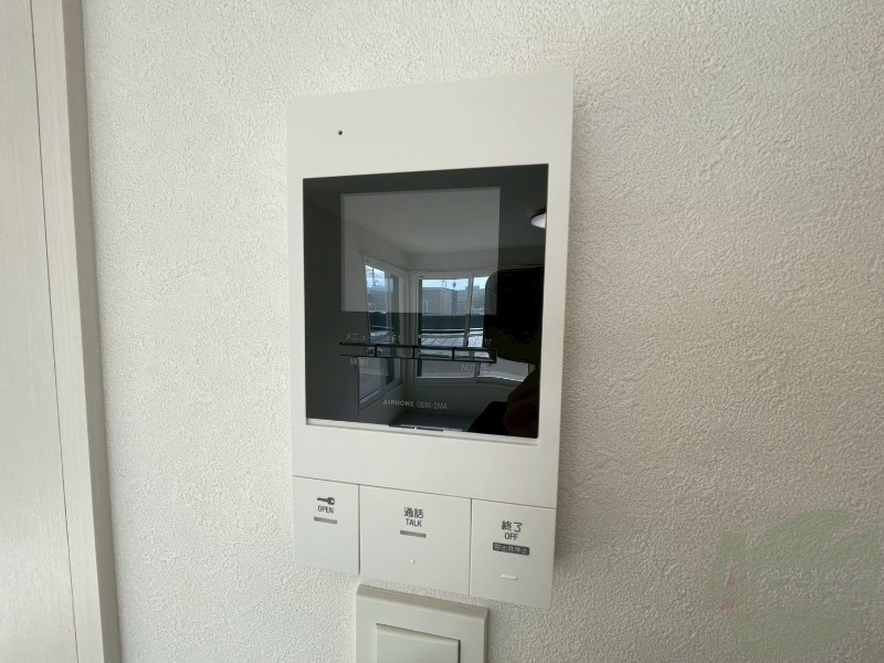 バルコニー　モニタ付インターホンでセキュリティ面も安心です。