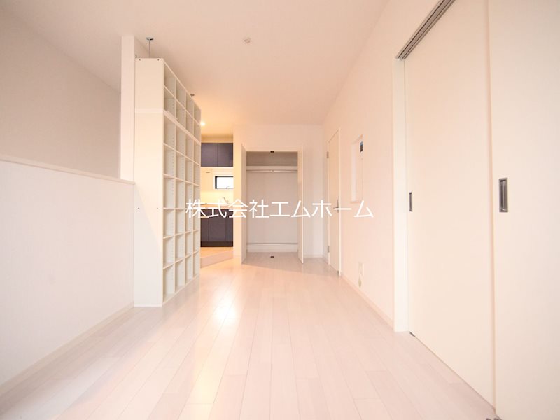 その他部屋・スペース　ＬＤＫ11.21帖　洋室3.3帖と繋げても仕切っても使えます