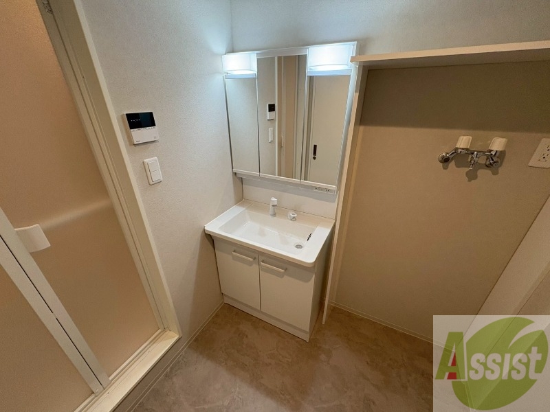 洗面設備　シャンプードレッサーで身支度もラクラクです！