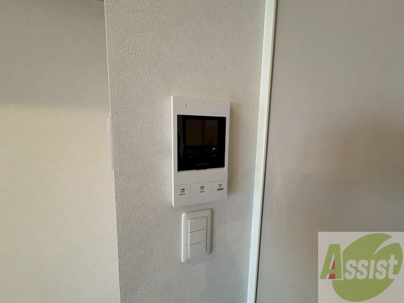 セキュリティ　モニタ付インターホンでセキュリティ面も安心です。