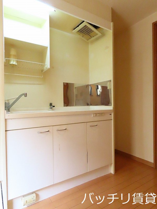 キッチン　同型タイプ掲載のため、現況を優先します。