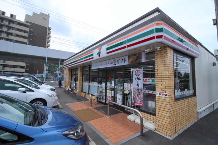 コンビニ　セブンイレブン稲城大丸西店（コンビニ）まで233m