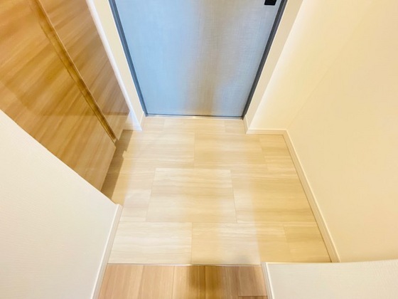 玄関　※別部屋の写真です