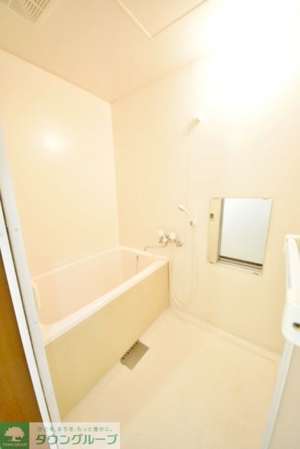 バス・シャワールーム　綺麗なバスルーム