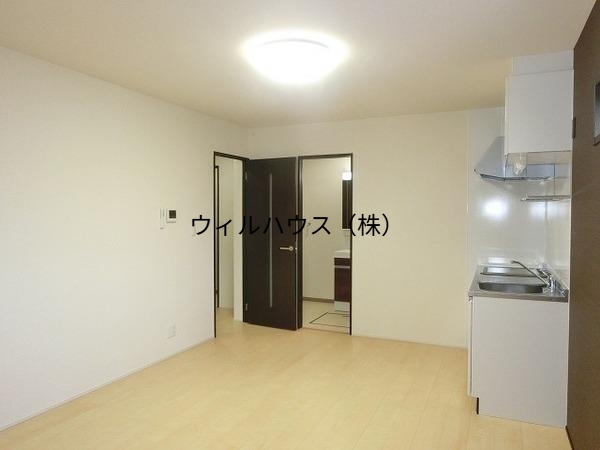 居室・リビング　広々としたリビング！