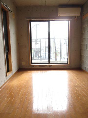 居室・リビング　駐輪スペースです