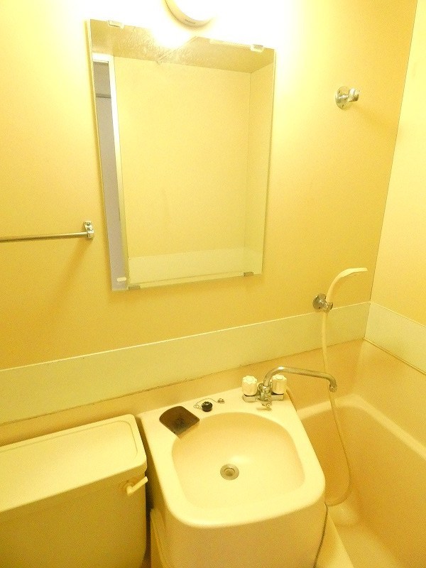 洗面設備　別号室写真使用