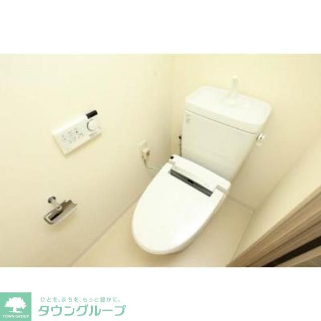 トイレ　※写真は同タイプ住戸です。