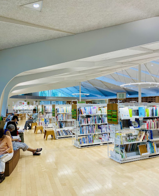 図書館　多摩大学メディア＆インフォメーションセンター図書館（図書館）まで474m