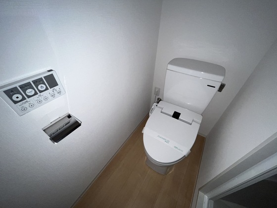 トイレ　※別部屋の写真です