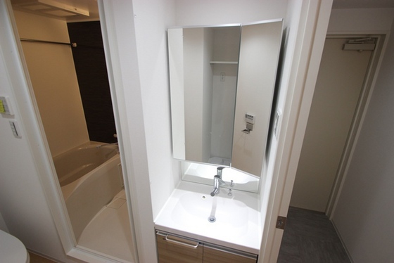 洗面設備　※別部屋の写真です