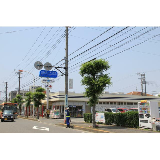 ショッピングセンター　スーパースズキヤ鵠沼店（ショッピングセンター）まで403m