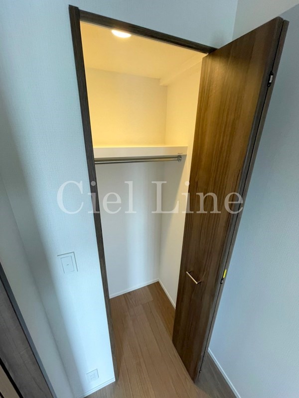 収納　※同物件内別部屋のイメージです。実際のお部屋とは色合いなどが