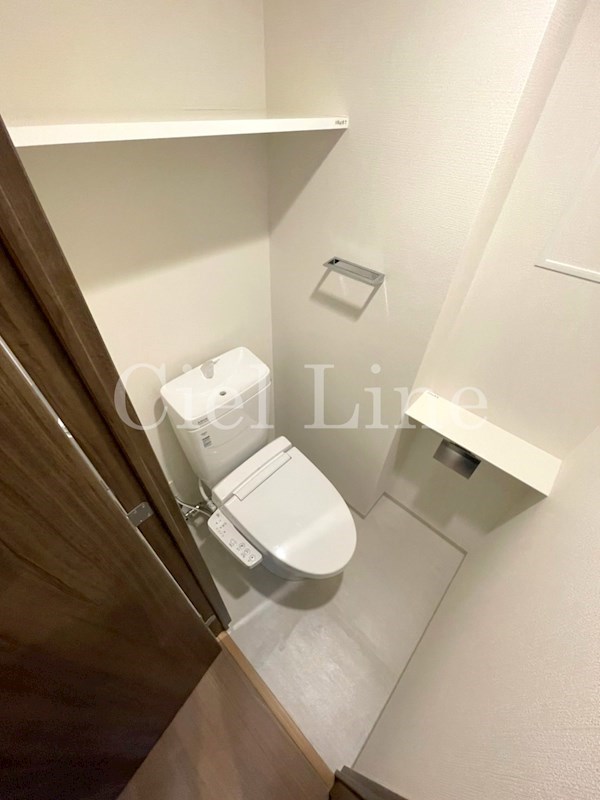 トイレ　※同物件内別部屋のイメージです。実際のお部屋とは色合いなどが