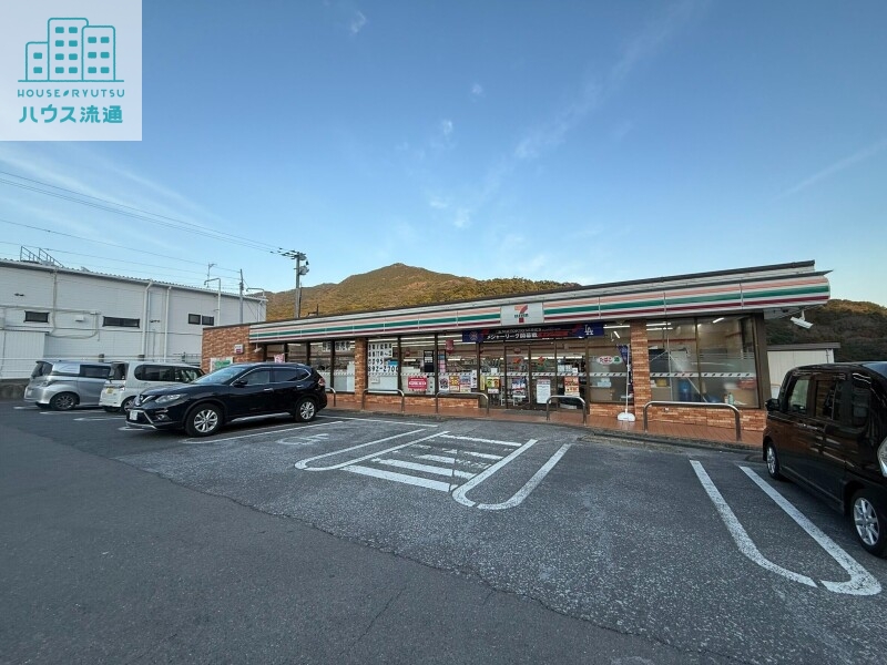 コンビニ　セブンイレブン長崎栄上店（コンビニ）まで2072m