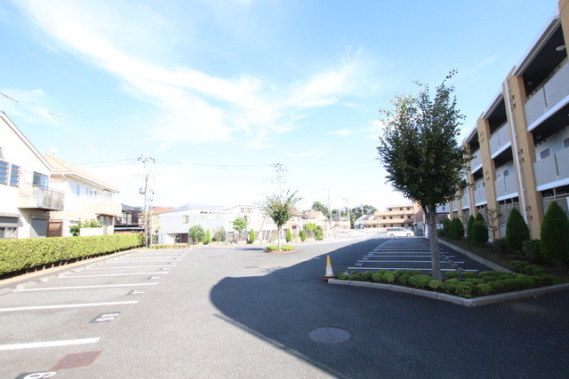 駐車場　駐車場（要空き確認）