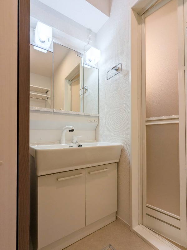 洗面設備　図面と現状に相違がある場合には現状を優先