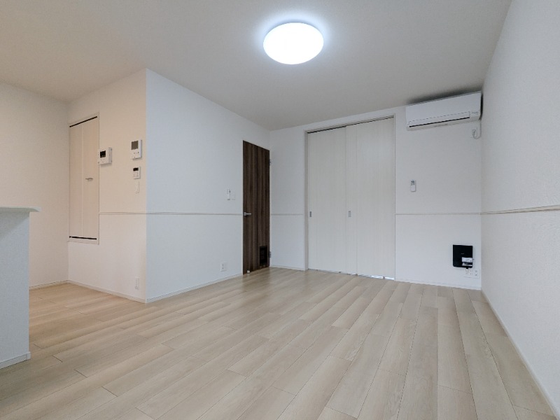 居室・リビング　図面と現状に相違がある場合には現状を優先