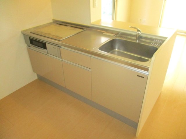 キッチン　※同物件・同タイプの写真です。