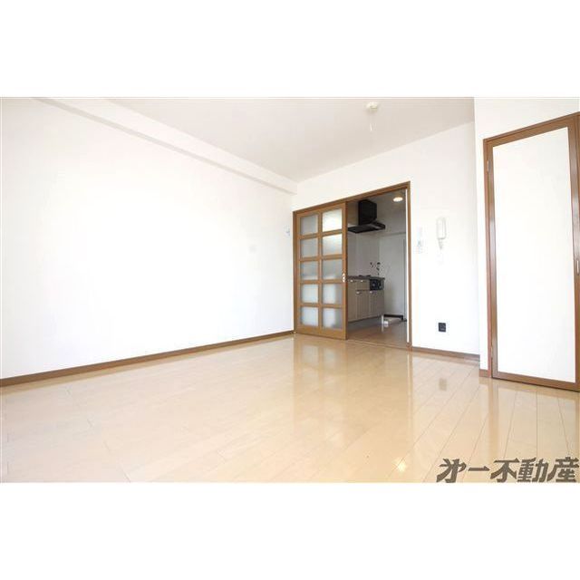 建物外観　洋室