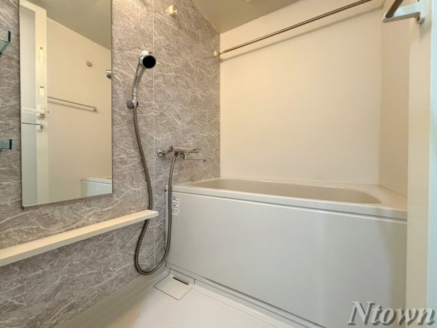 バス・シャワールーム　ゆったり過ごせるお風呂です