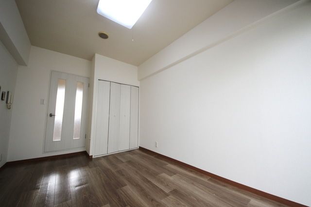 居室・リビング　★6.3帖のびのびできる洋室★