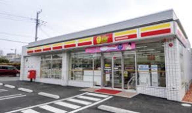 コンビニ　ニューヤマザキデイリーストア堺草尾店（コンビニ）まで809m