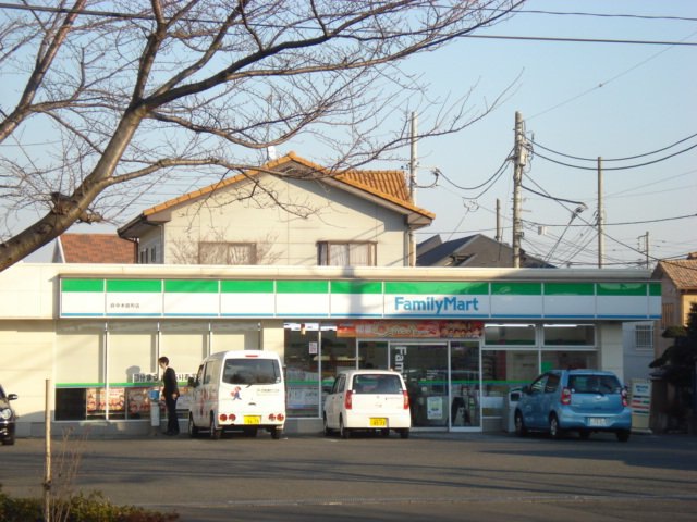 コンビニ　ファミリーマート府中甲州街道店（コンビニ）まで156m