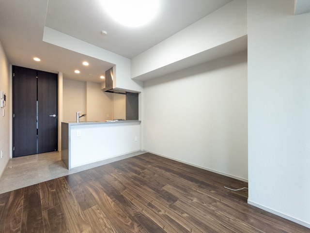 居室・リビング　対面キッチンで会話がはずみます