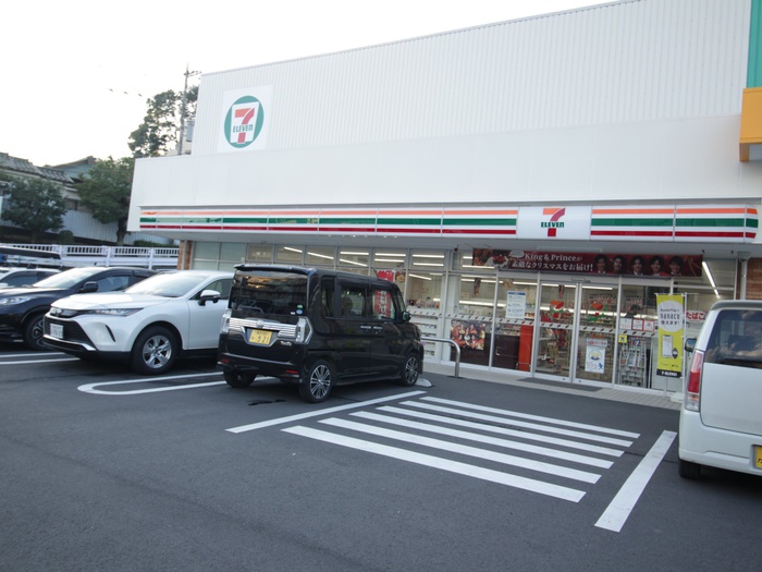 コンビニ　セブンイレブン横浜佐江戸町店（コンビニ）まで140m