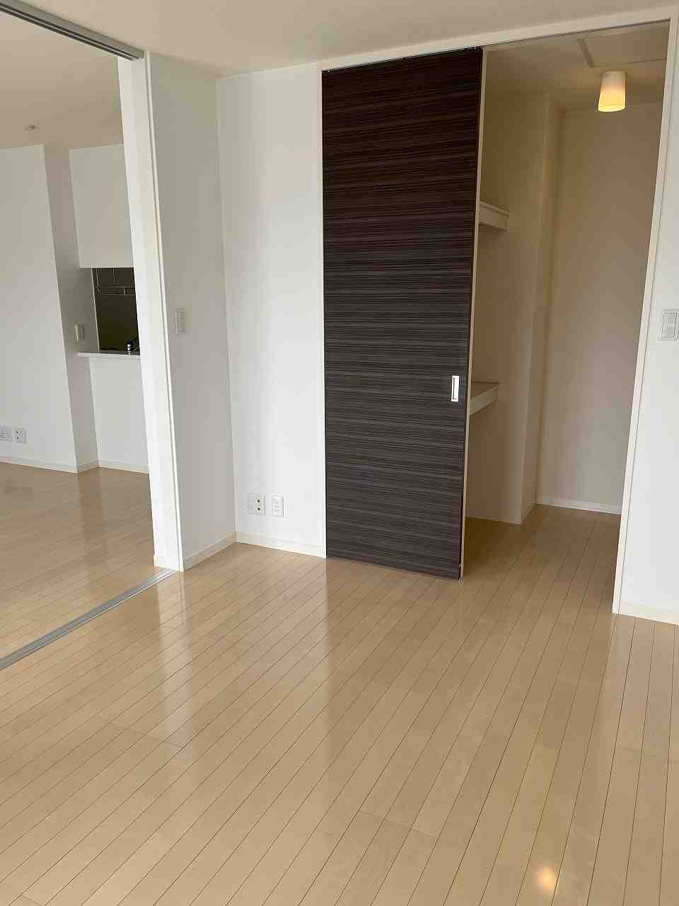 その他部屋・スペース　反転間取り写真