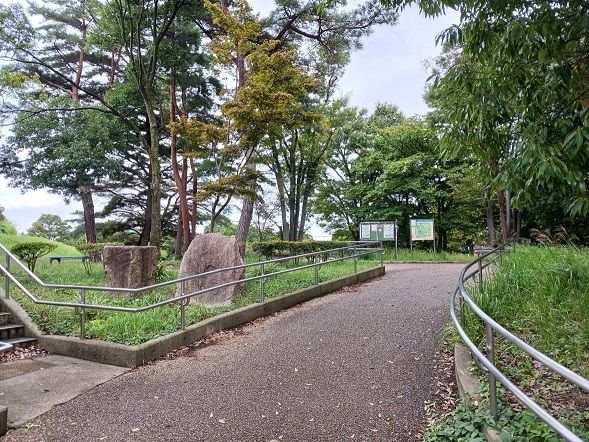 公園　川和富士公園（公園）まで140m